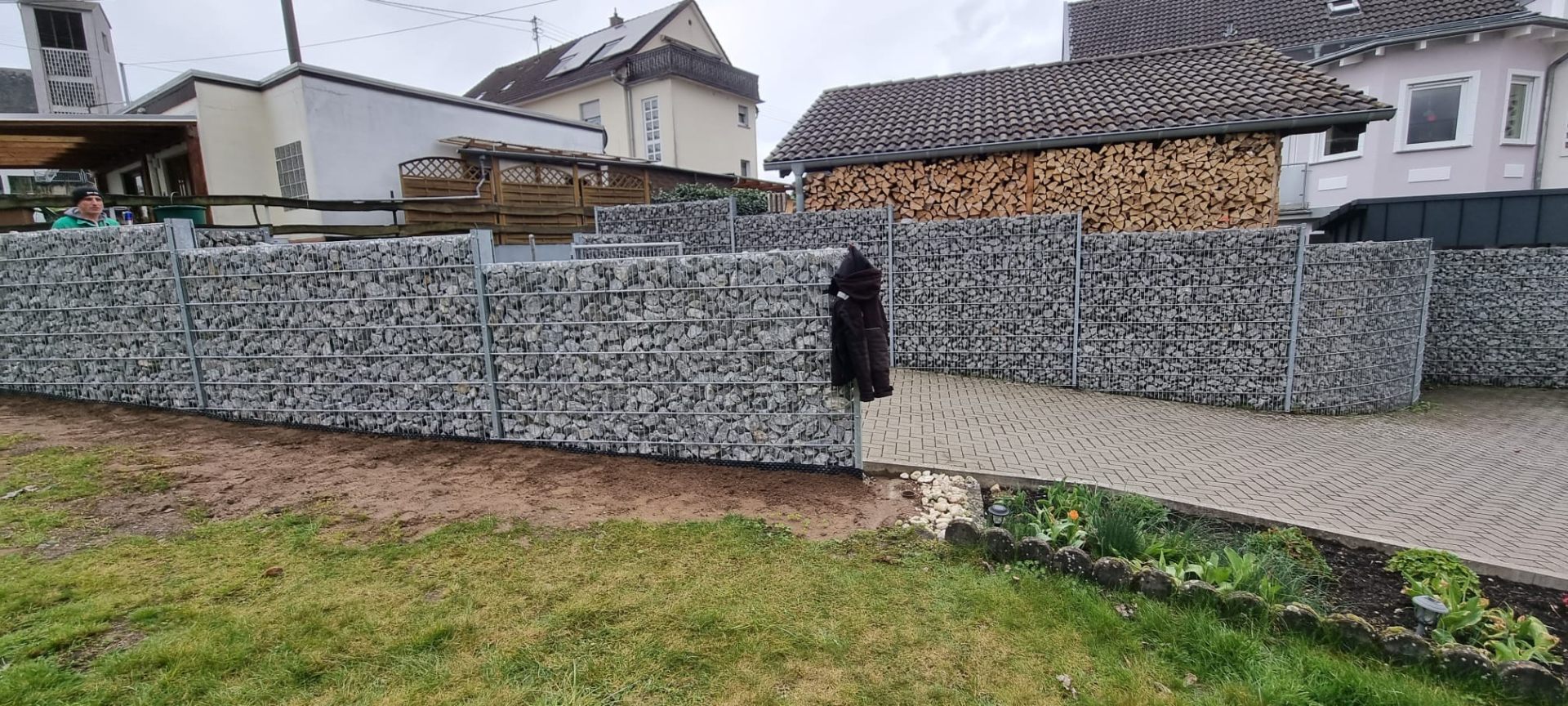 Gabionen-Sichtschutzwand